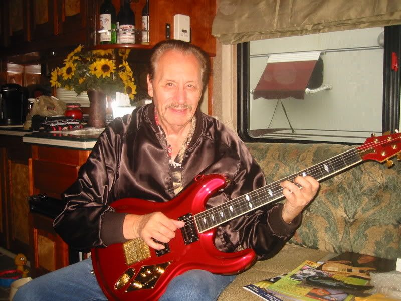 Nokie Edwards Aria Hitchhiker Guitar Equipboard®